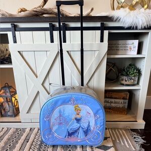Disney  Store Cinderella children’s Rolling Suitcase luggage